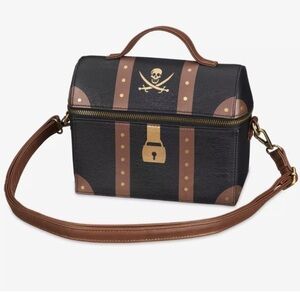 Redd Treasure Chest Handbag – Pirates of the Caribbean